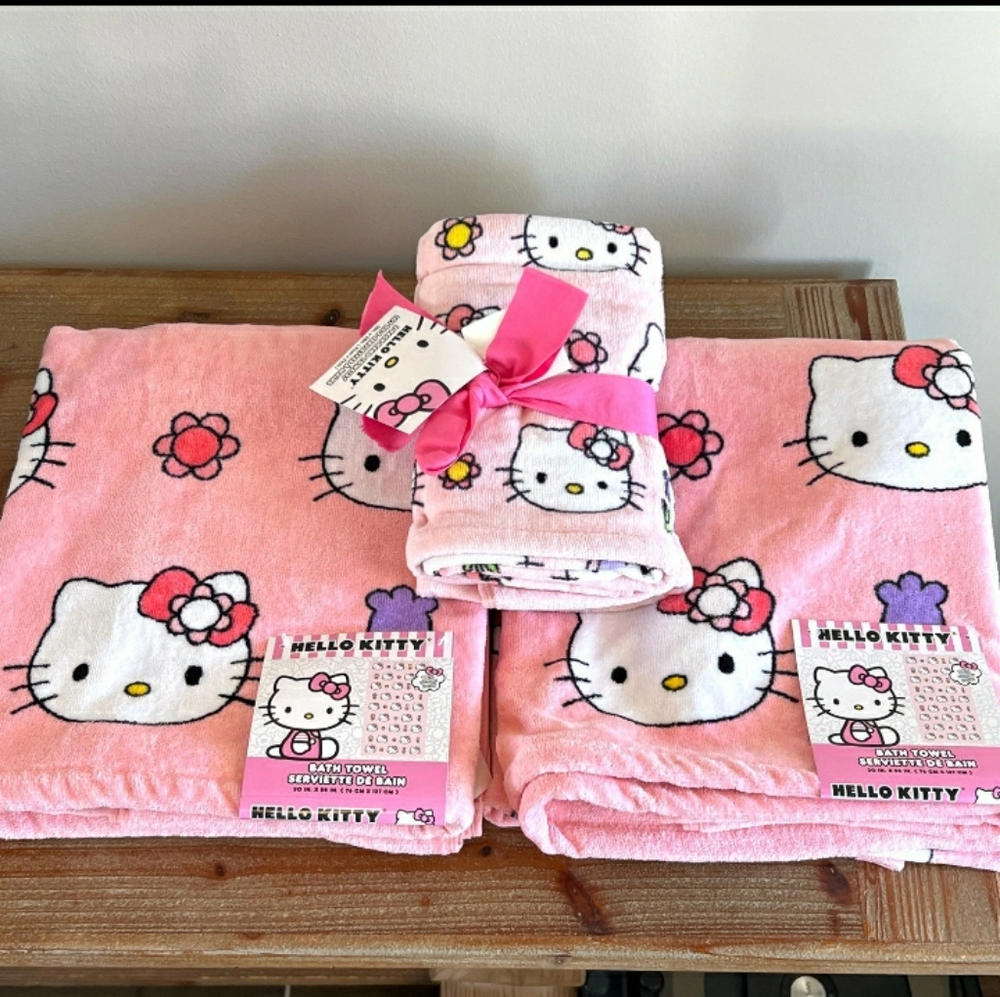 Hello Kitty Bathroom Towel Set of 1 and Hand Towel Set of 2-NEW